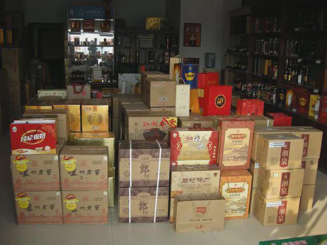 低位震荡白酒行业2024年“逃不过”深度调整(图1)