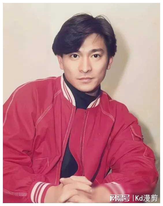 刘德华颠覆形象满头白发啤酒肚现身！网友泪目：时光不饶人！(图3)