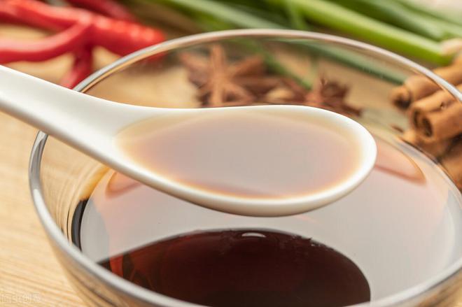 木耳、红酒、喝醋真的能通血管吗？医生辟谣：通血管仅有2种方法(图1)