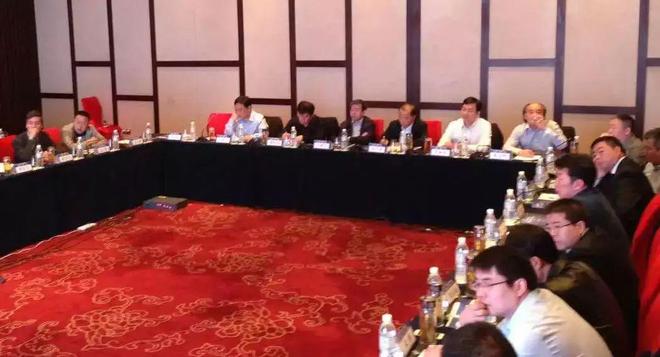 2012-2024白酒T9峰会13张合影背后的产业之变(图6)