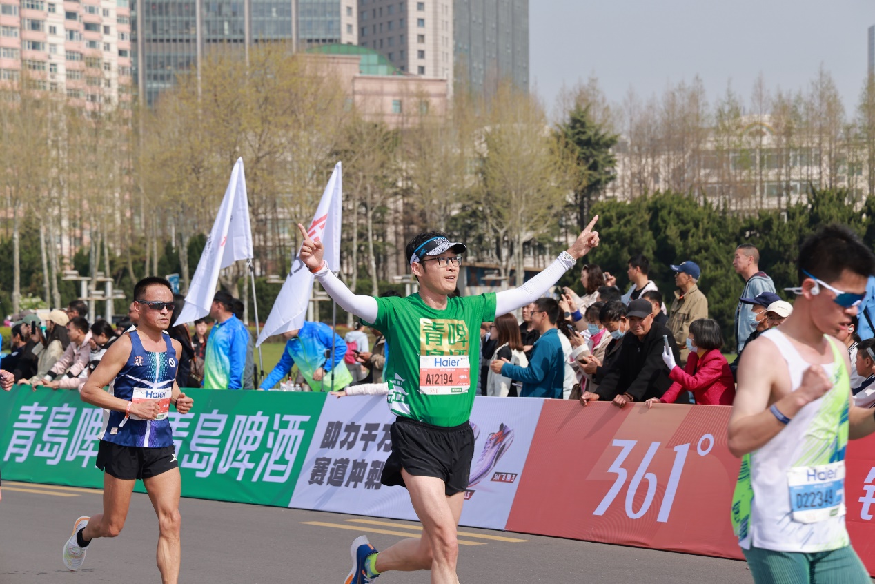 青岛啤酒激情登场2024青岛马拉松(图2)