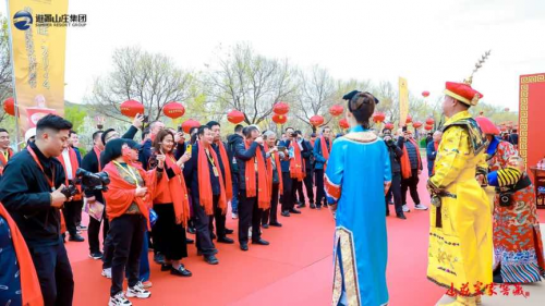 山庄·2024中国皇家酒文化开窖节：匠心科技重塑醒酒更快新风尚！(图3)