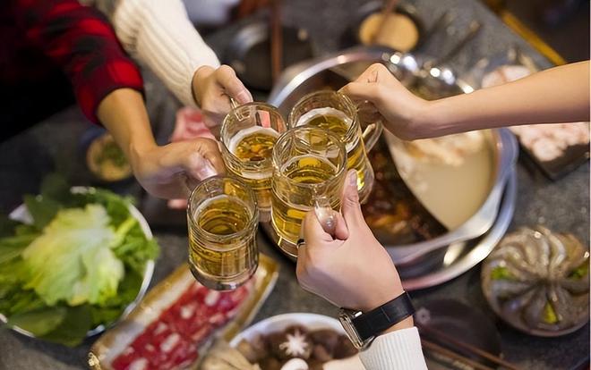 国产啤酒几乎全军覆没啤酒为何沦被外资收购你最惋惜哪款(图7)