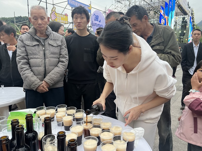 仁怀：酱香啤酒音乐节带火茅台旅游热(图4)