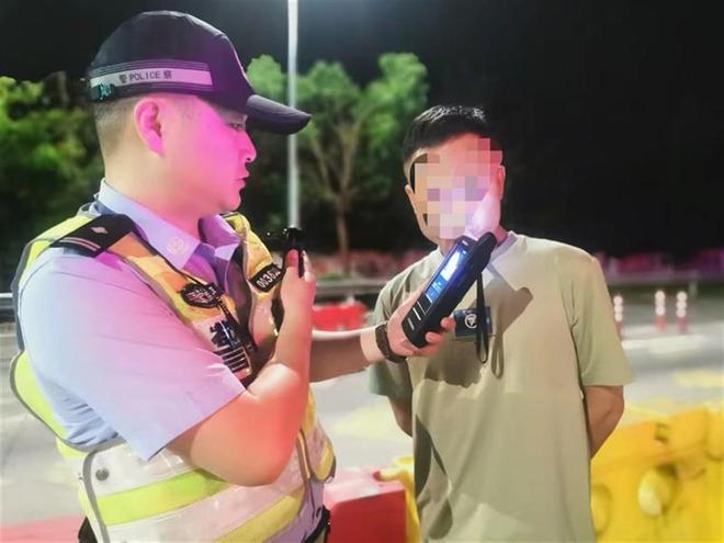 男子下午喝了一瓶啤酒晚上开车被查出酒驾罚2000元、记12分(图2)