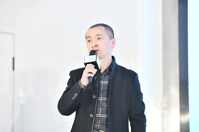 聚焦果酒产业发展12小时智力风暴第三届“果酒大会”火爆春糖(图12)