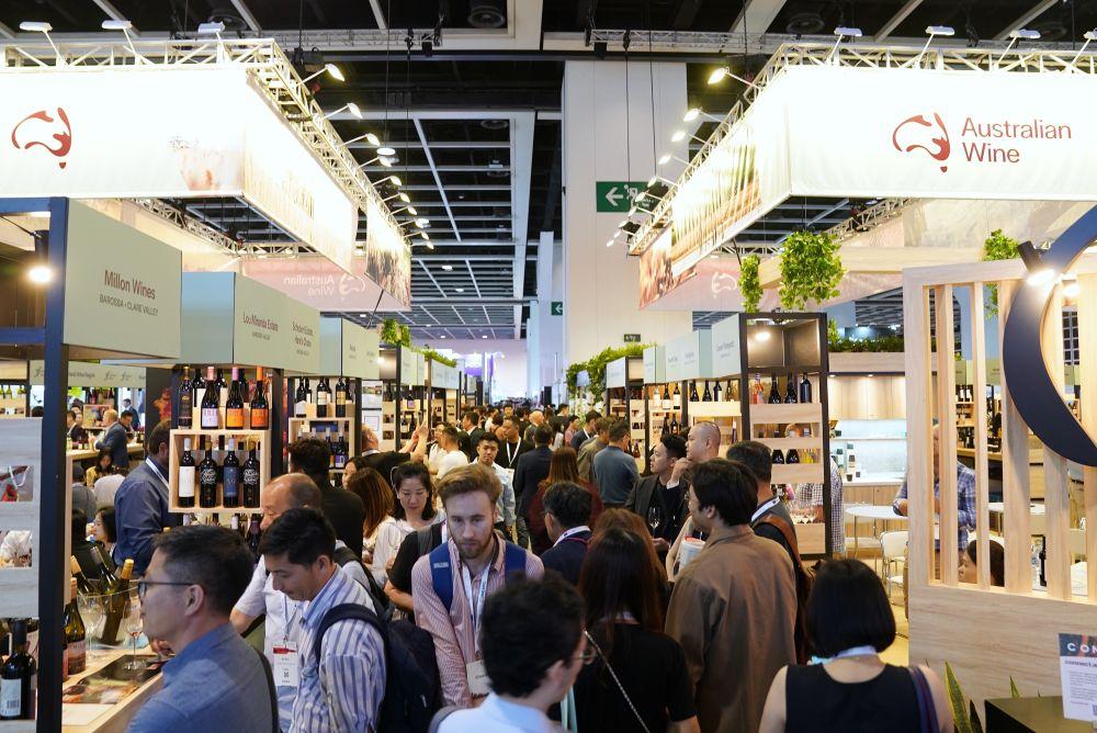 镜头连中外·第52辑葡萄美酒跨洋来(图1)