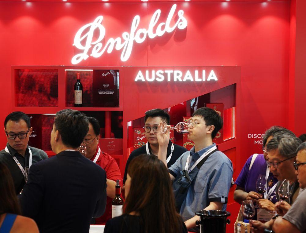 镜头连中外·第52辑葡萄美酒跨洋来(图2)