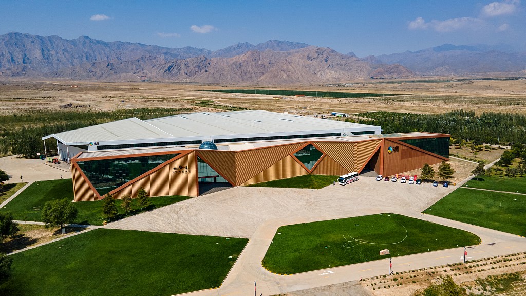 《2024宁夏银川“举杯贺兰山”葡萄酒之夜演唱会》全明星阵容曝光期待值拉满！(图4)