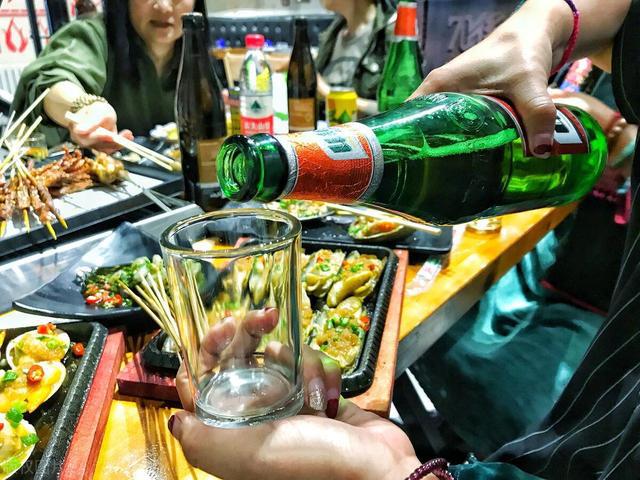 今天才知道“罐装”和“瓶装”的啤酒区别这么大看完长见识了(图3)