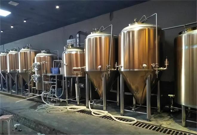 啤酒销量一跌再跌为啥人们如今不爱喝了？背后原因残酷却很现实(图13)