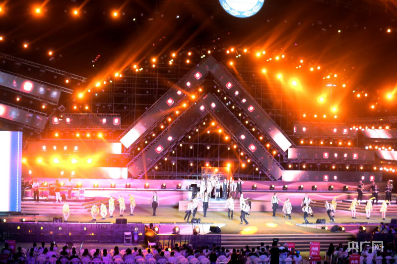 636万人次、2800余吨第34届青岛国际啤酒节有点“数”(图1)