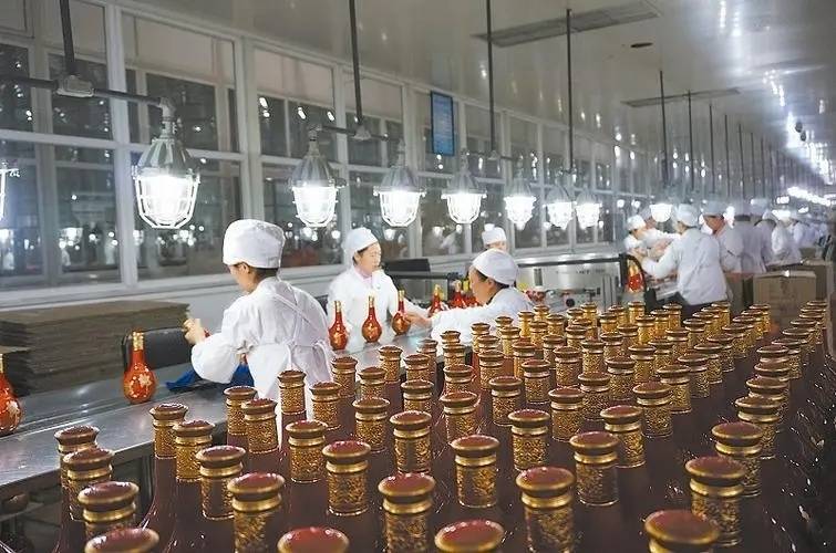 中国已经喝不动了啤酒白酒产量下降快原因揭秘(图4)