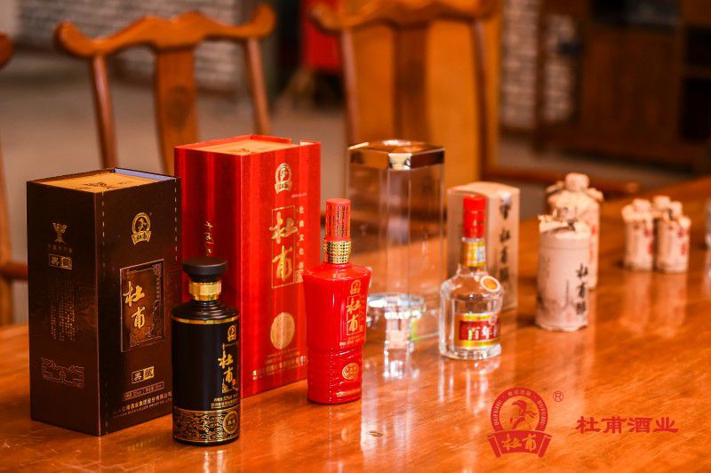 再登国际舞台!杜甫酒获国际荣誉加冕再现诗酒文化世界魅力(图5)