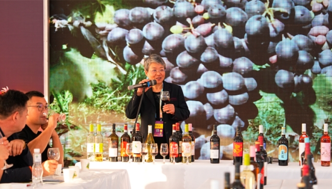 2024中国葡萄酒馆专题展暨青铜峡产区葡萄酒西安杨凌城市巡展(图2)