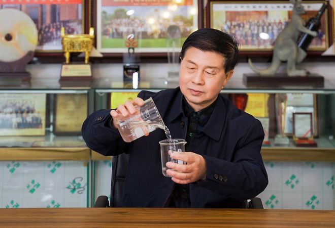 2024年IWSC烈酒获奖榜单震撼公布甲子酿酒荣耀斩获银奖(图4)