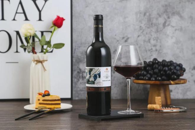 从奖项丰收到展会高光丝路酒庄书写中国葡萄酒新篇章(图8)