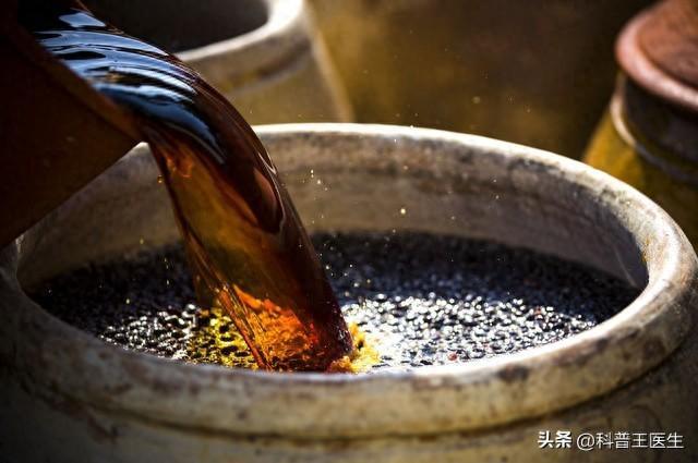酒文化背后的故事:你知道它的悠久历史吗?(图1)