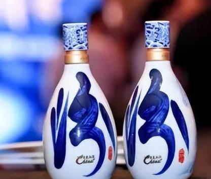 十大公认好喝的白酒行家整箱囤你喝过几款？(图4)