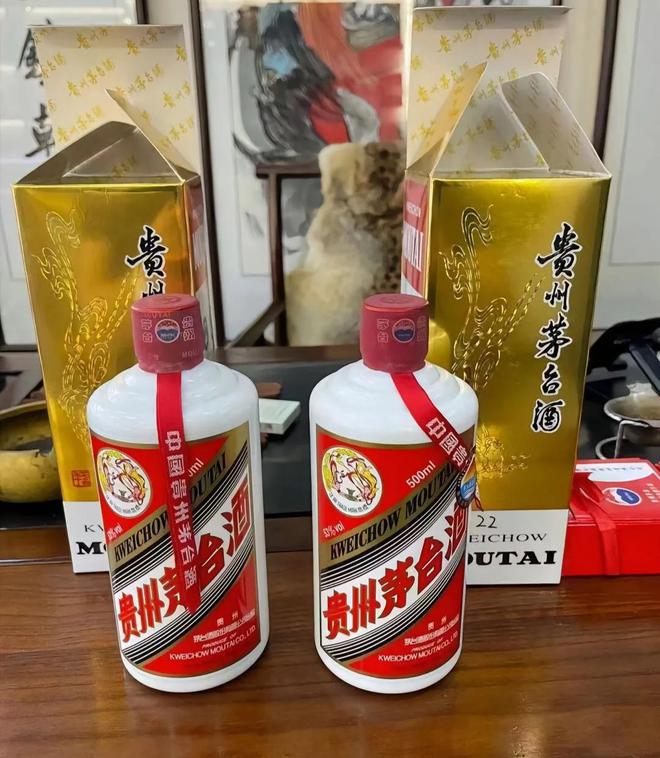 五粮液和茅台哪个好？懂行的人道出实情：对比一下差距一目了然(图3)