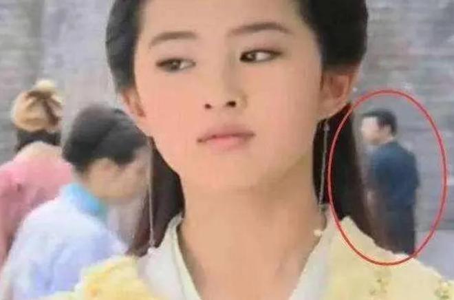 你没见过的穿帮镜头：杨幂身后有啤酒最后一个最搞笑！(图4)