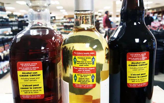 给酒精饮料贴“致癌警告”标签？新西兰正在研究！(图1)