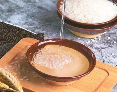 白酒“降度”！“年轻化”成潮流(图1)