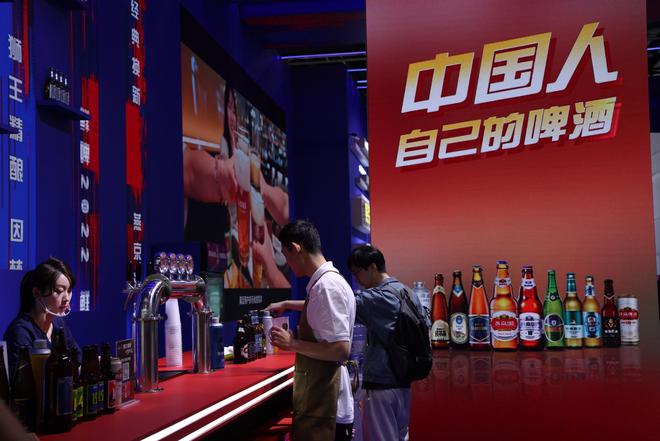 年赚11亿元昔日啤酒老大又起飞了(图1)