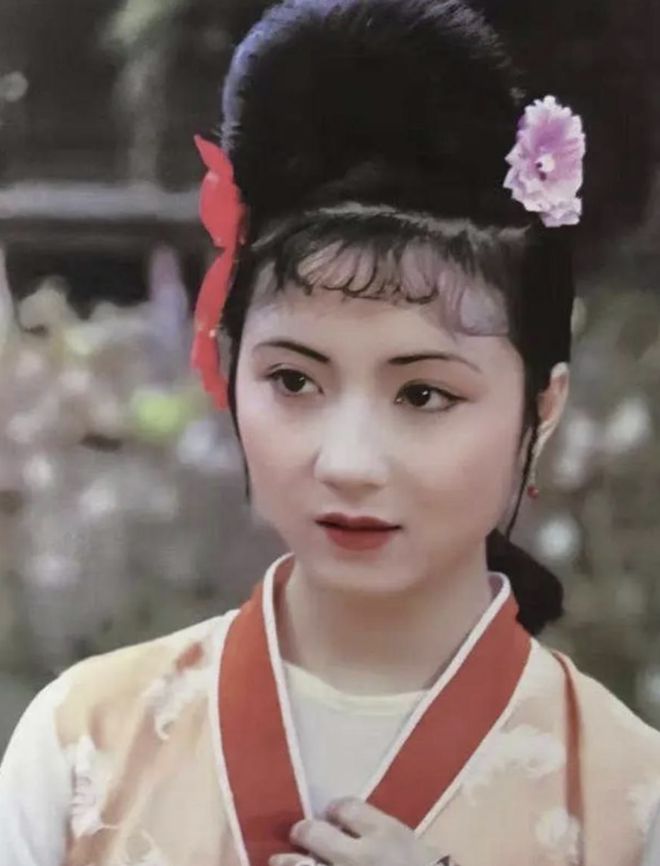 她是《聊斋》第一美女拍完戏就退圈去留学成为日本电视台社长(图5)