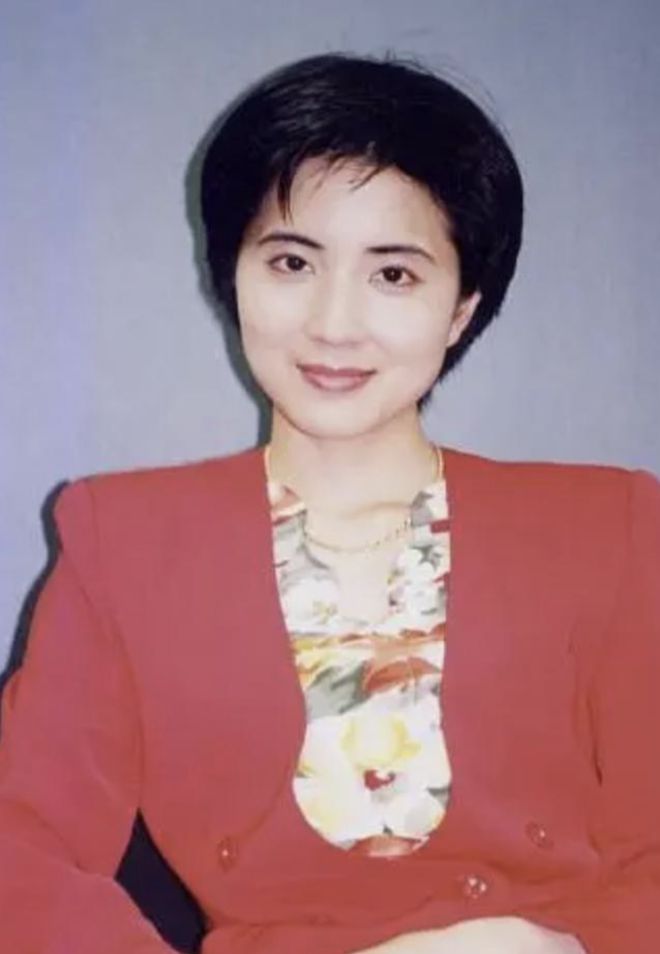 她是《聊斋》第一美女拍完戏就退圈去留学成为日本电视台社长(图8)