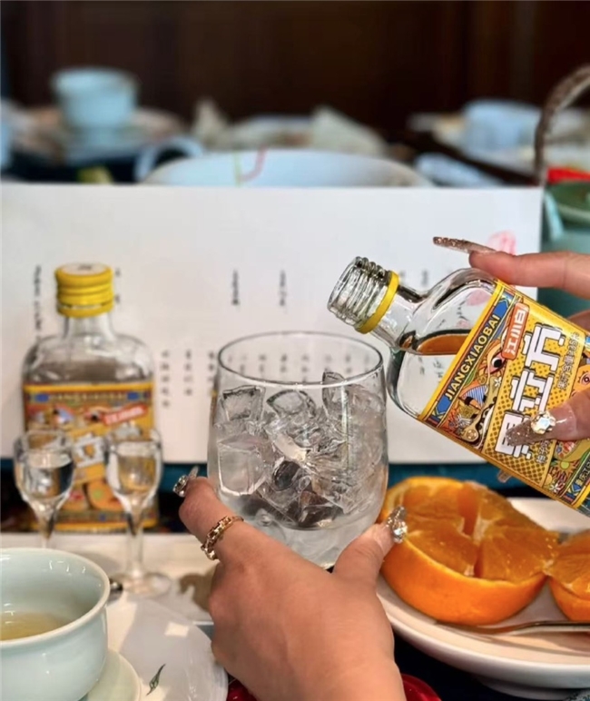 新酒饮+即时零售正在成为新的流行(图2)