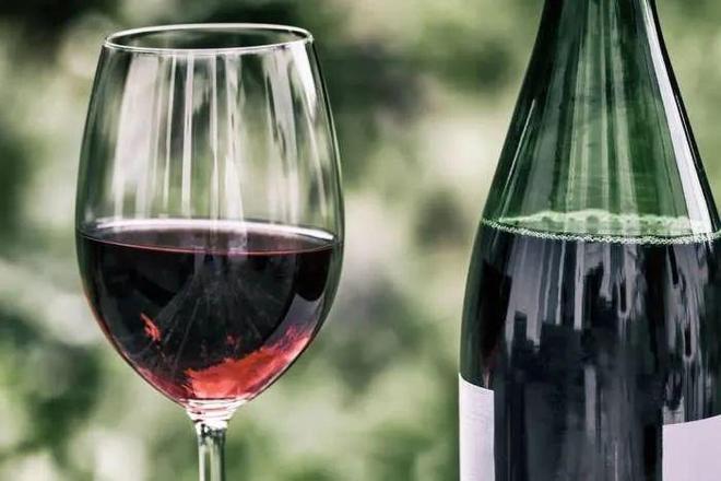 勃艮第酒商“押宝”英国葡萄酒：销量上涨3%、出口大增35%(图5)