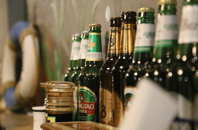 啤酒销量持续下滑为什么没人喜欢喝啤酒了？现实原因让人心寒(图2)