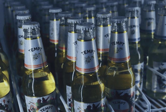 啤酒销量持续下滑为什么没人喜欢喝啤酒了？现实原因让人心寒(图3)