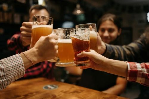 啤酒五巨头格局洗牌百威亚太丢了榜一(图1)