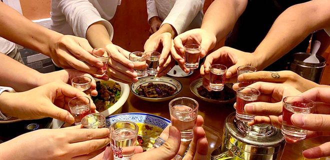中国人喝不动了！酒类市场四年蒸发万亿消费逻辑已彻底变天(图2)