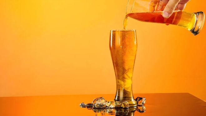 中国啤酒市场高端化竞争白热化(图1)