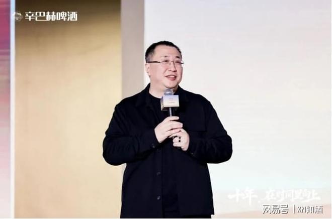 一根针捅破天王笑卓与他的辛巴赫十年(图2)