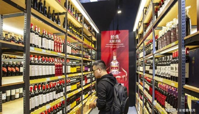 白酒库存玩法天壤之别：亏损百万与冲140亿(图9)