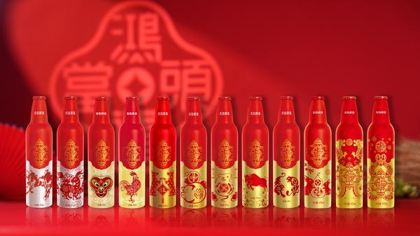 青岛啤酒马年生肖酒上新：以一瓶酒的“温暖”拥抱未来(图1)