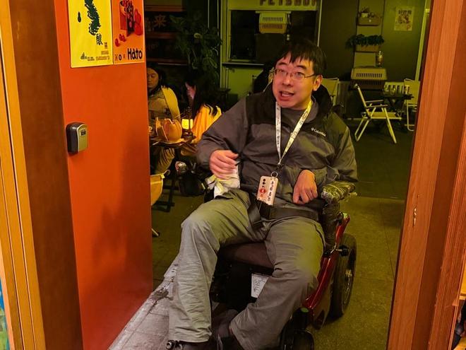 全国首家无障碍小酒馆开业一年半“无碍理想”实现了多少(图4)