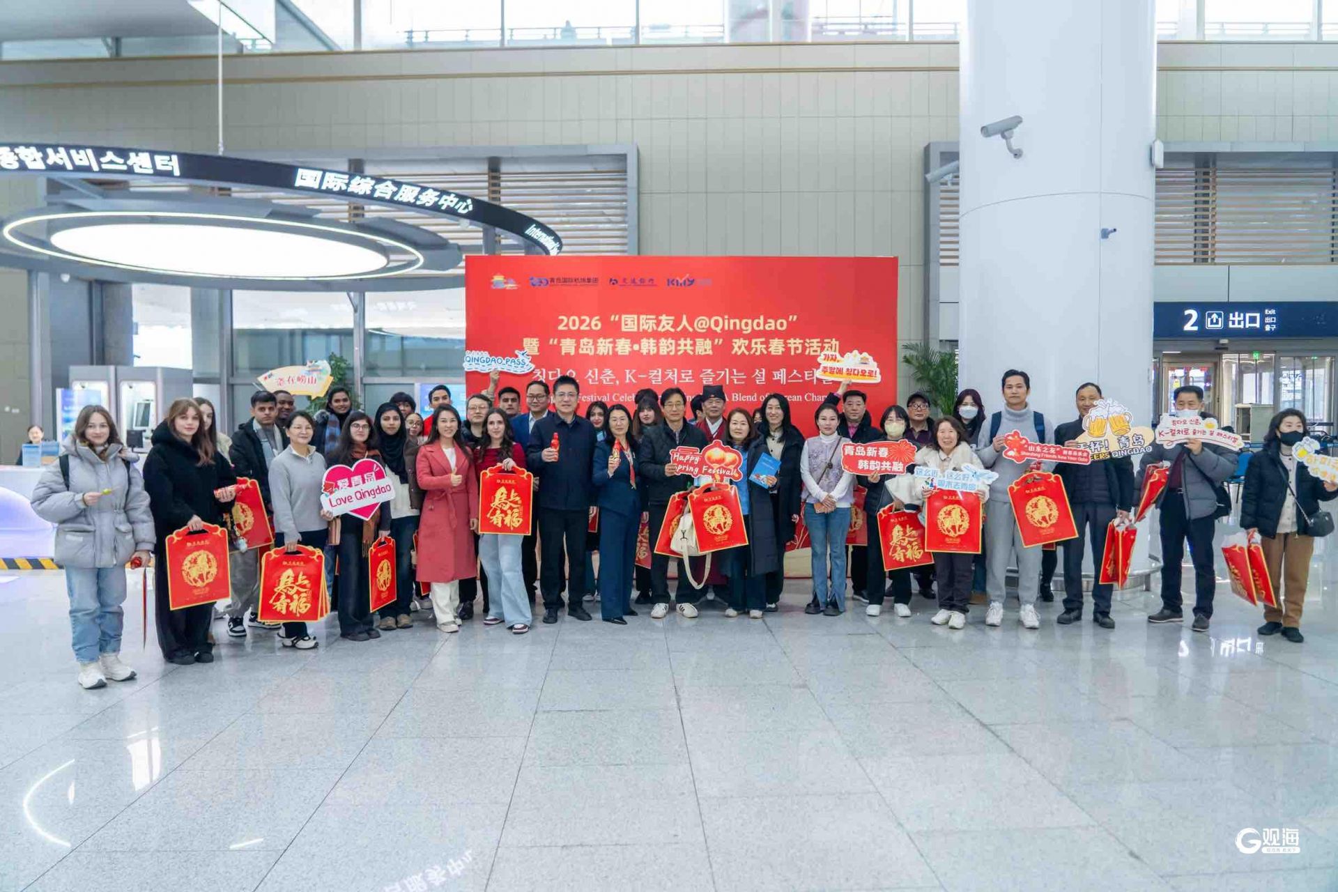 欢声笑语、暖意融融！入境游客抵青即享新春文旅盛宴(图3)