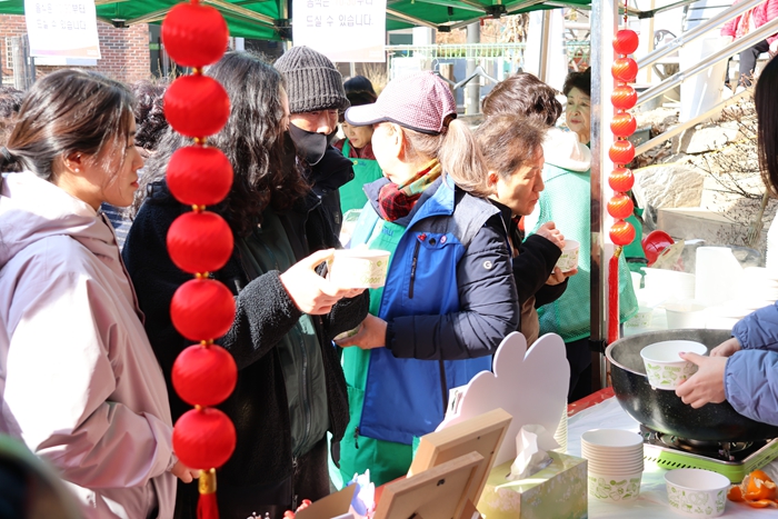 文体--韩国频道--人民网(图1)